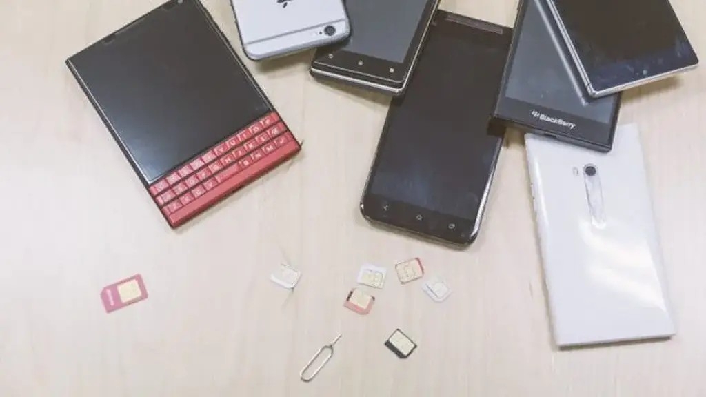 NTTドコモの3G停波で古いガラケー＆スマホが使えなくなる？