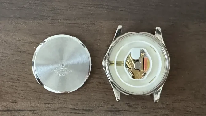 シチズン Q&Q QB38-314→背面→裏蓋→取り外し