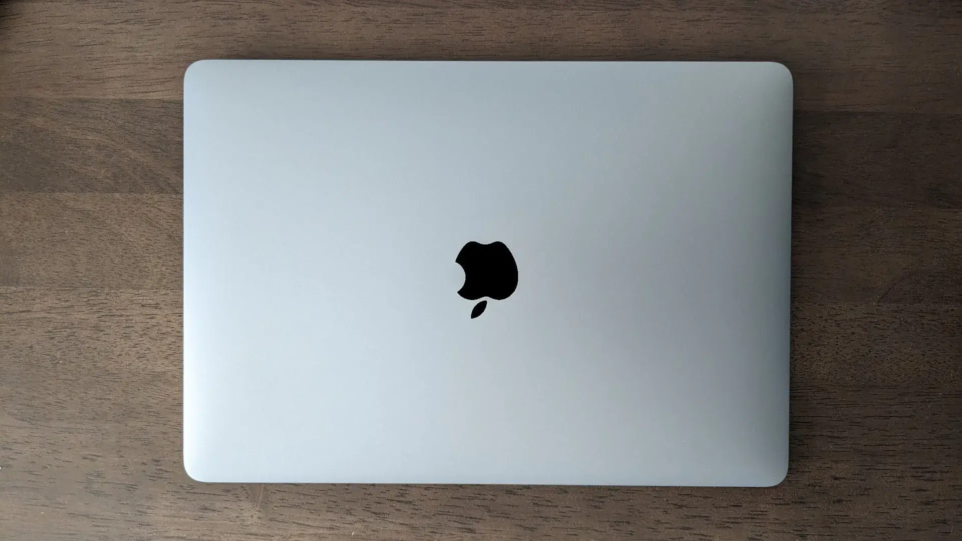 MacBookをiMacのように使う方法