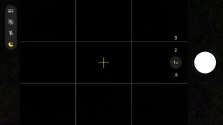 iPhoneアプリ→カメラ→グリッド線