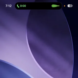 iPhone→ホーム画面→Dynamic Island→通話中