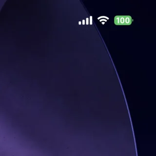 iPhone→ステータスバー→バッテリー→100%